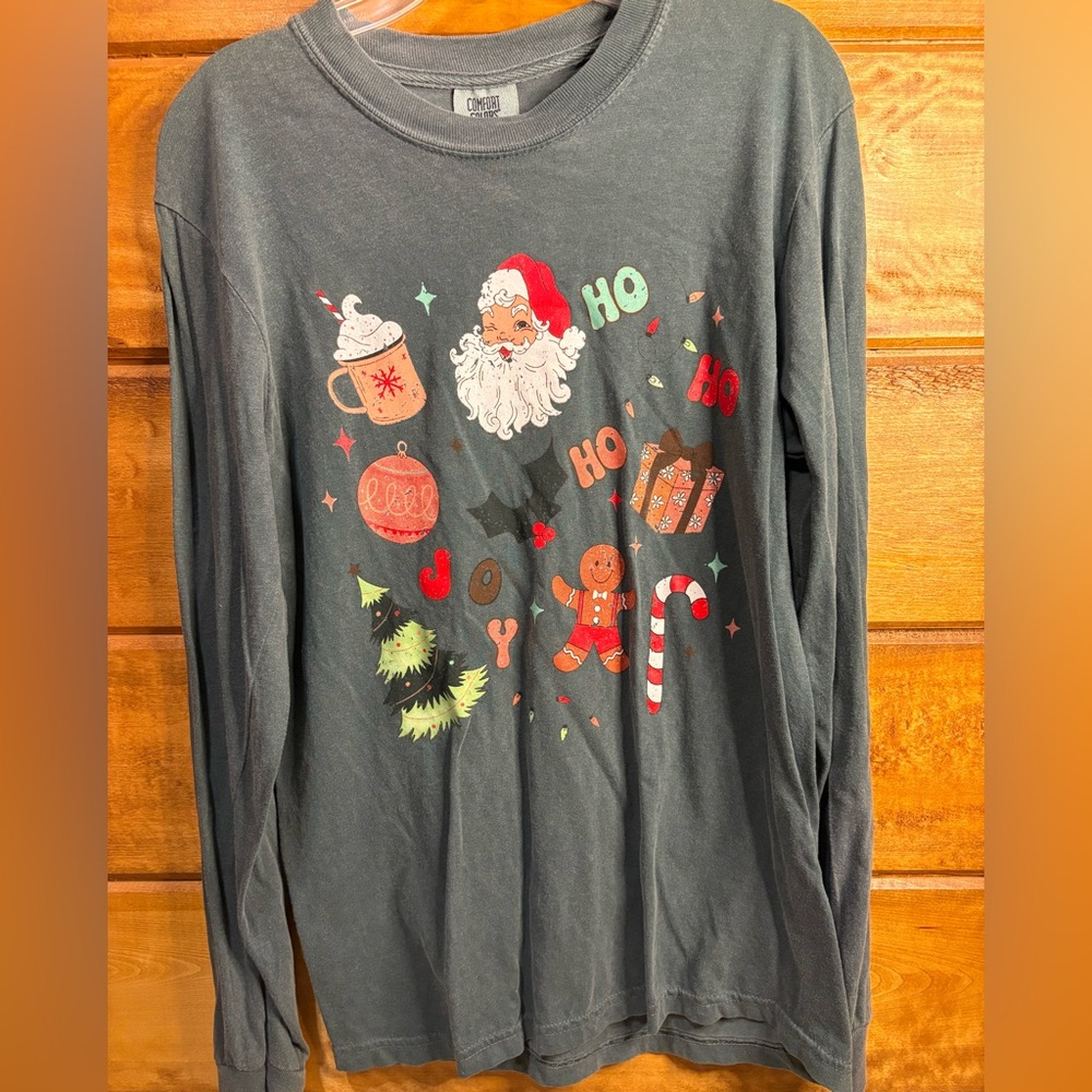 Christmas shirt Comfort Colors Festive Santa Long Sleeve Tee size small